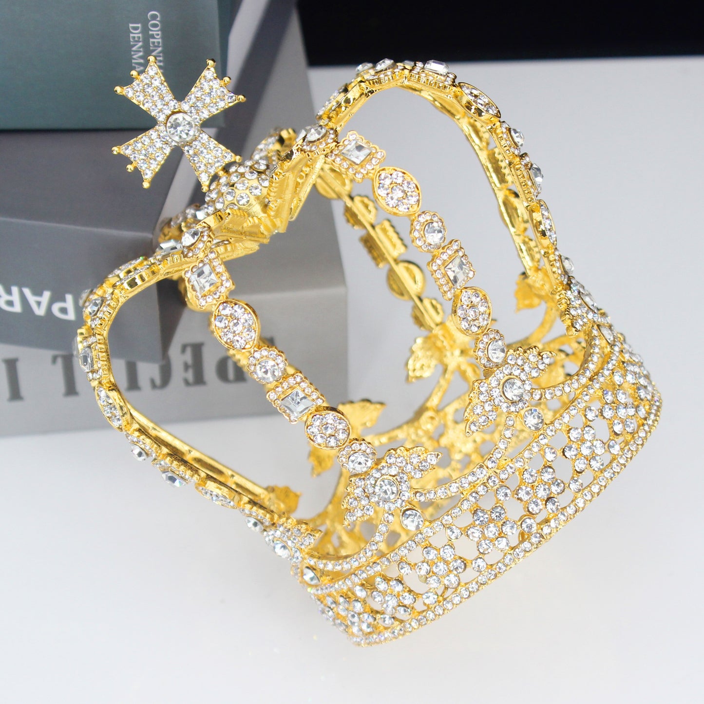 Vintage Royalty Unleashed: Crystal Crowns for Boys and Girls - Unisex Regal Touch in Hair Jewelry Accessories! - Kids Jewellery Shop