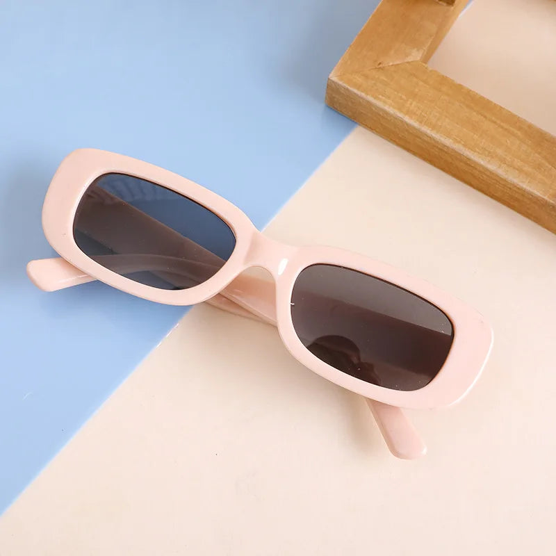 Trendy Kids Rectangle Sunglasses 🕶️ | Vintage Fashion Eyewear for Boys & Girls – UV Protection for Outdoor Fun & Parties!