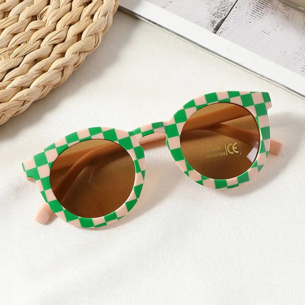 🕶️ Kids Retro Fashion Sunglasses – UV Protection | Lightweight Polycarbonate Lenses | Stylish Eyewear for Boys & Girls 👧🧒