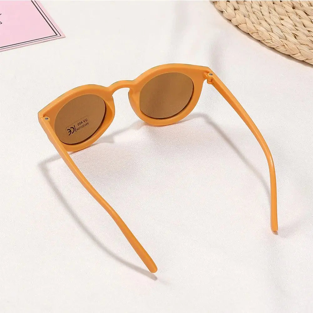 🕶️ Kids Retro Fashion Sunglasses – UV Protection | Lightweight Polycarbonate Lenses | Stylish Eyewear for Boys & Girls 👧🧒