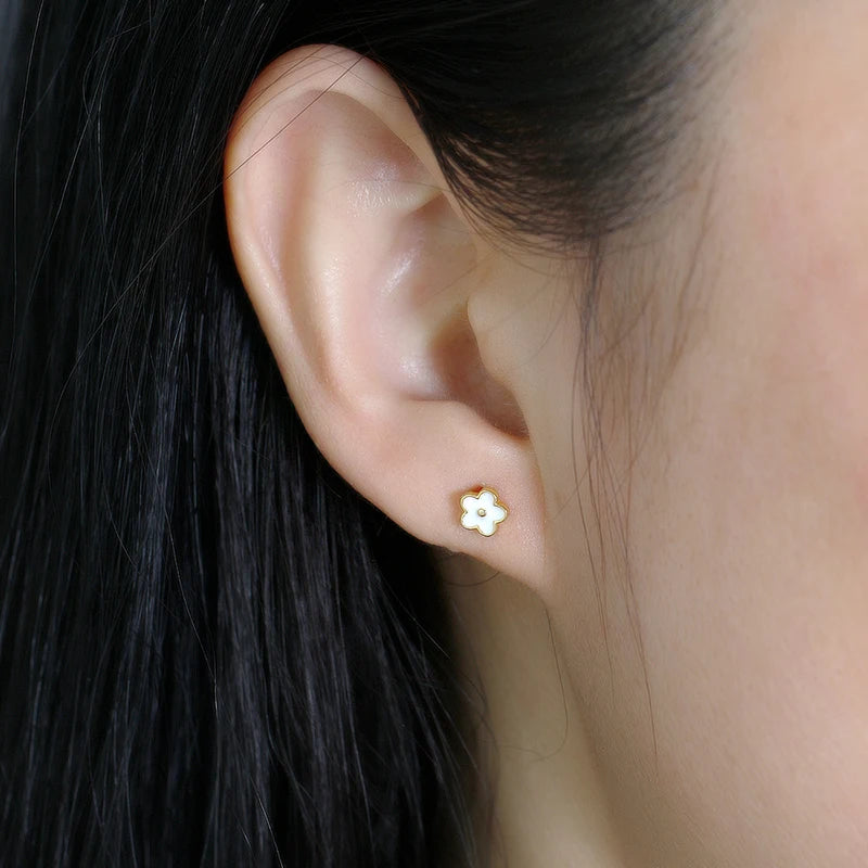 925 Sterling Silver Flower Screw Back Stud Earrings for Girls – Hypoallergenic Piercing Jewelry Gift | Simple & Elegant Kids Earrings 🌟