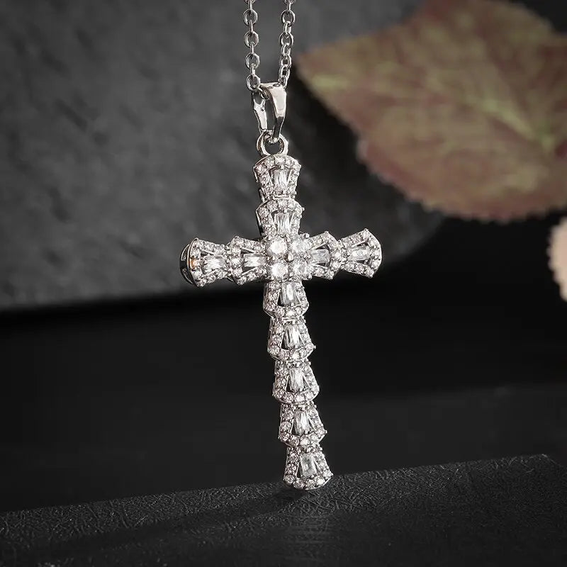Exquisite Zircon Cross Pendant Necklace - Girls Fashion Temperament Jewelry Gift!