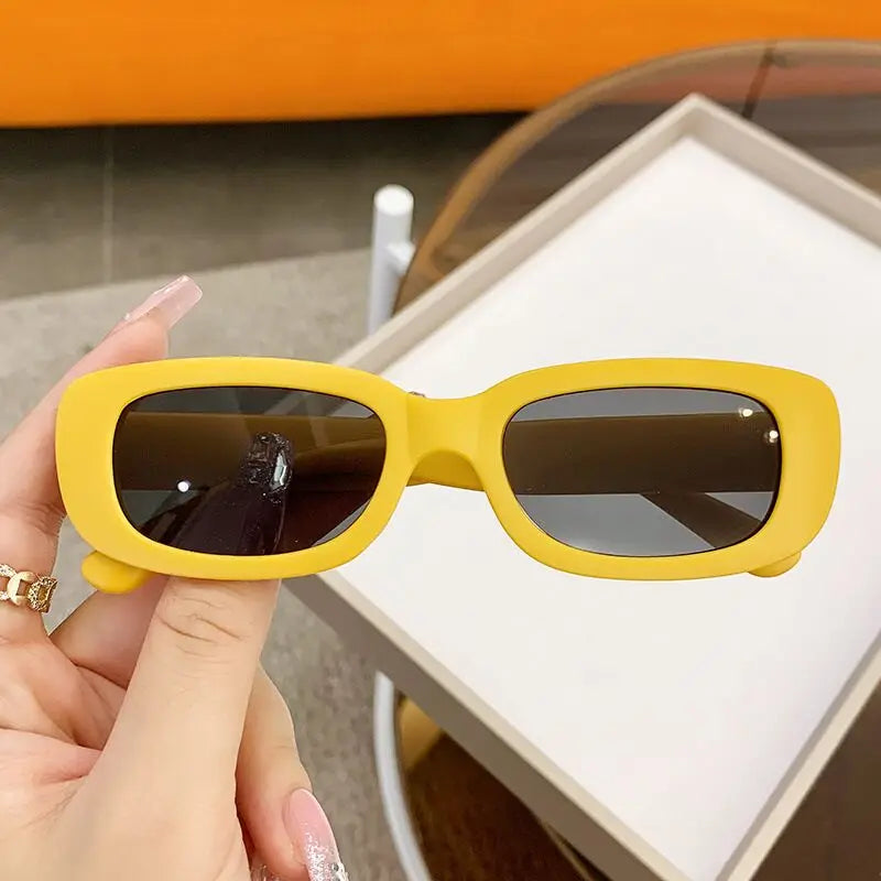Trendy Kids Rectangle Sunglasses 🕶️ | Vintage Fashion Eyewear for Boys & Girls – UV Protection for Outdoor Fun & Parties!