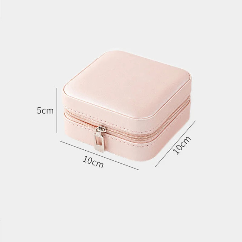 Personalized Luxury: Name Engraved Portable Jewelry Box!