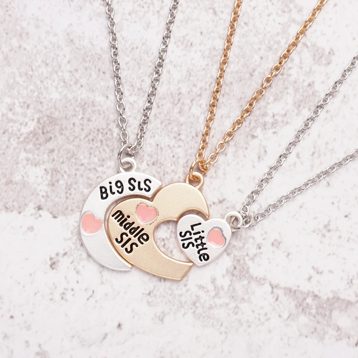 3-Piece Split Heart Sister Necklace Set – Big Sis, Middle Sis & Little Sis Pendant Necklaces | BFF Friendship Jewellery Gift!