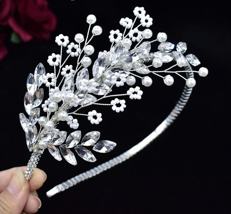 Elegant Handmade Crystal Headpieces: Exquisite Bridesmaid Headdress for Wedding & Pageants!