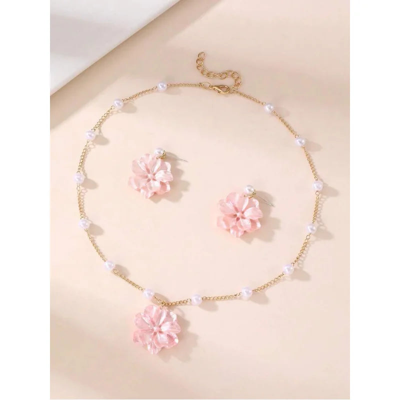 Girls Floral Jewellery Set | 3-Piece Flower Earrings & Pendant Necklace Set | Teen Girls Jewellery Gift.