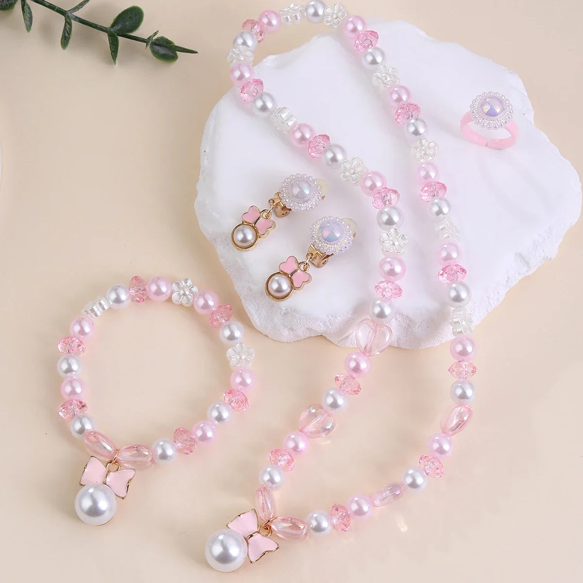 5-Piece Kids Jewellery Set with Pink Bow Pendant – Pearl Beads Necklace, Bracelet, Earrings & Ring | Party Jewellery Set for Girls!