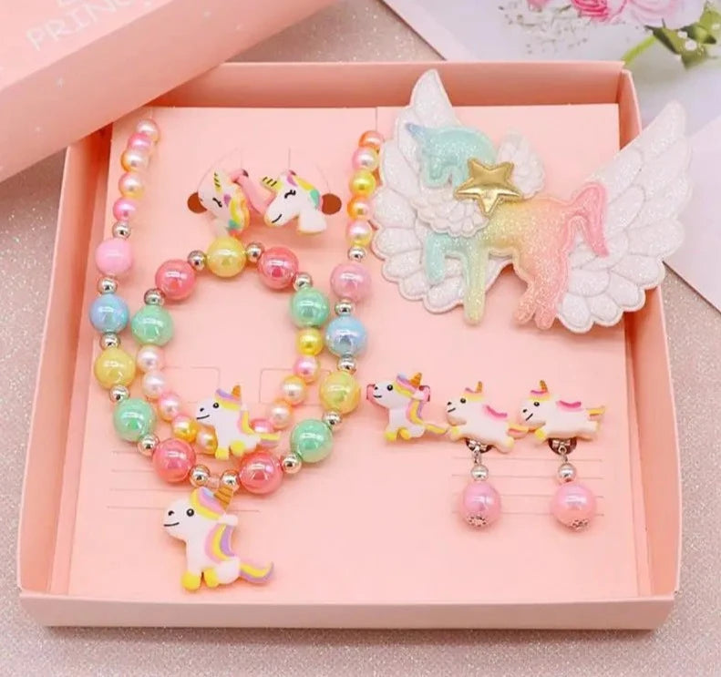 Magical Unicorn Jewelry Set: 8-Piece Beaded Collection for Girls - Perfect Party Jewelry and Children's Gift!