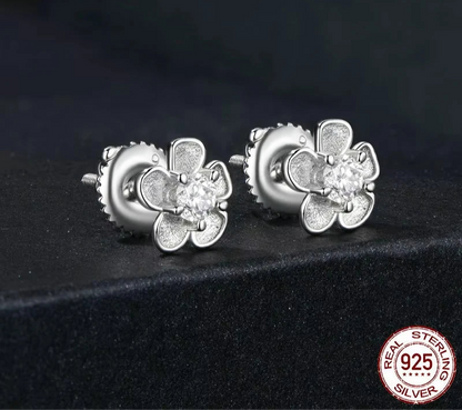 Sakura Moissanite Stud Earrings 🌸 | 925 Sterling Silver VVS1 Lab-Created Diamond – Brilliant Cut, Hypoallergenic Elegance!