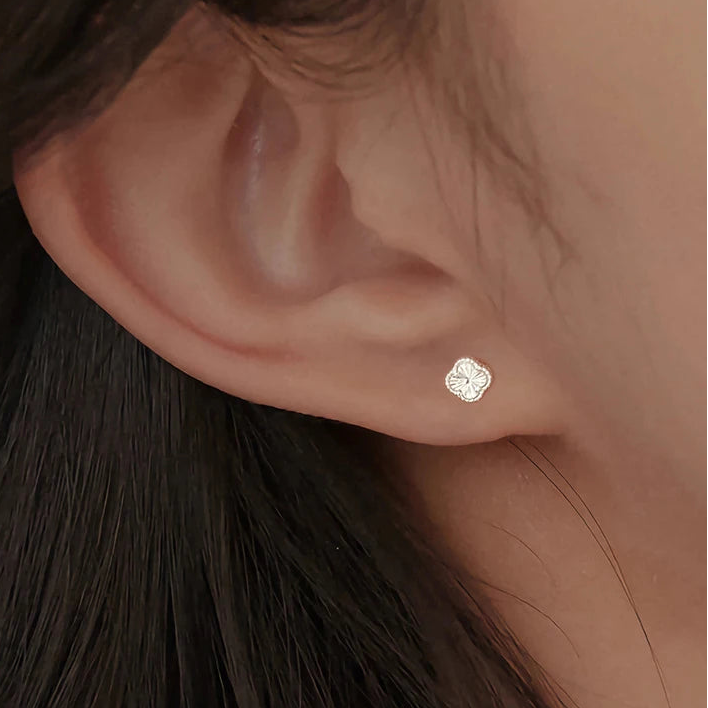 925 Sterling Silver Screw-Back Mini Stud Earrings – Minimalist Cute Fine Jewellery for Kids | Luxury Hypoallergenic Accessories
