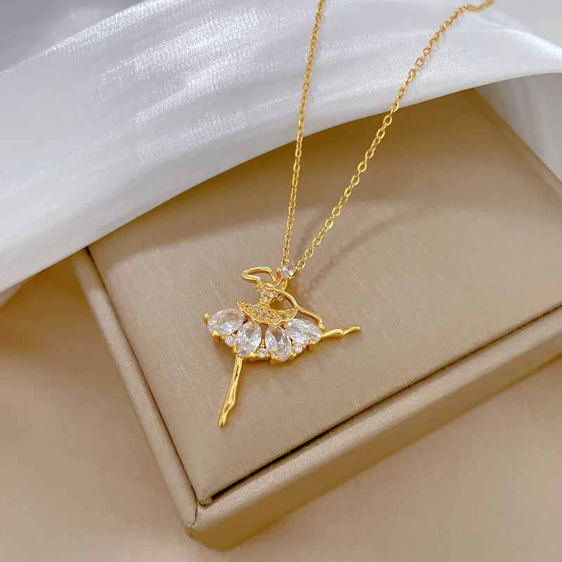 🩰 Fashionable Clear Zircon Ballet Dancer Pendant Necklace. Elegant Ballerina Jewellery | Sparkling CZ Pendant | Perfect Gift for Girls & Teens!