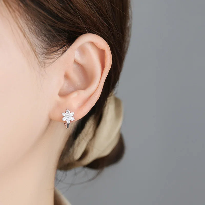 🌸 Simple Zircon 925 Sterling Silver Flower Hoop Earrings for Girls. Elegant Kids Jewellery Accessories | Dainty Earrings for Girls & Teens!