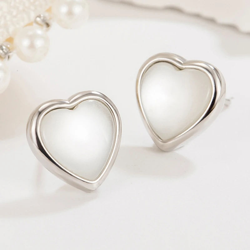 Radiant Elegance: 925 Sterling Silver Crystal Pearl Heart Jewelry Set!