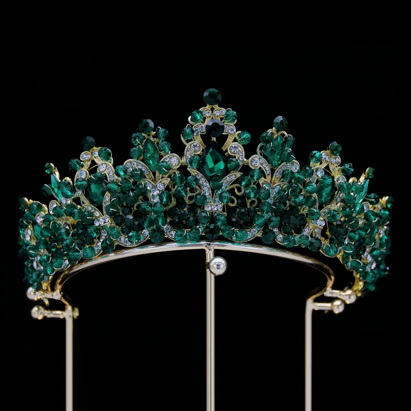 Glamour Unveiled: Gorgeous Crystal Princess Tiara For Party, Pageant, Prom - Fit for Royalty!