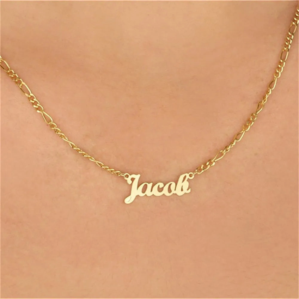 Signature Style: Unisex Personalized Nameplate Pendant Necklace for Thoughtful Birthday Gifts!