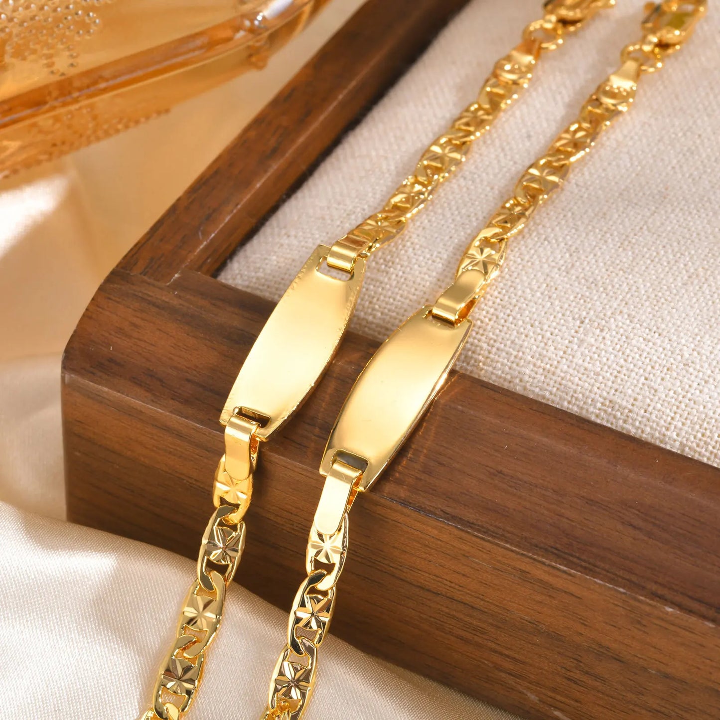Adjustable engraved bracelet designed for babies and young children.
